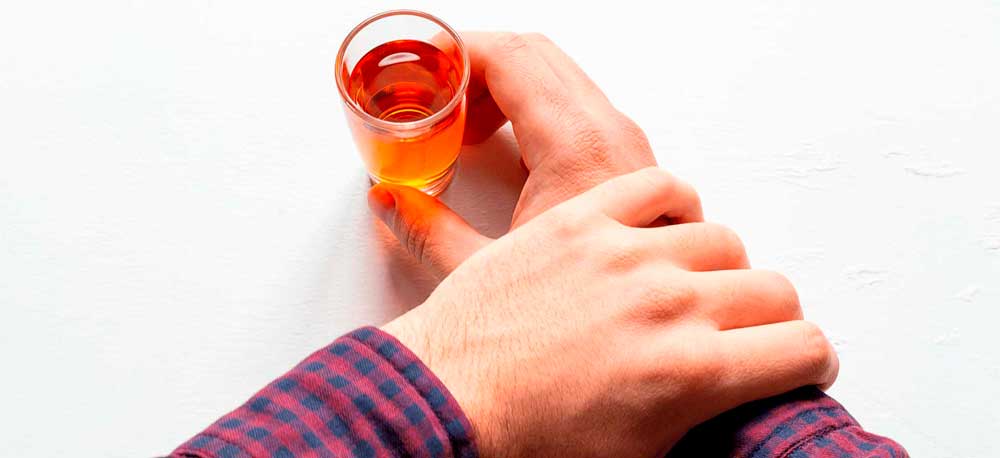 Последствия хронического алкоголизма у мужчин и женщин: физические, психические и социальные