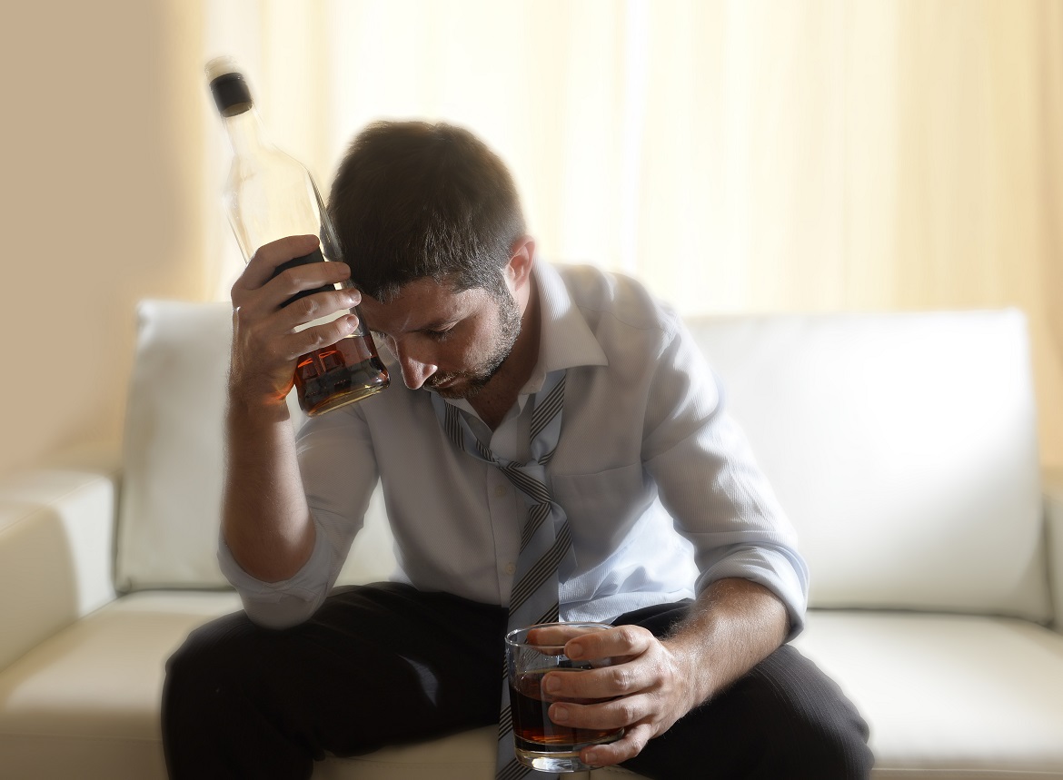 Стадии алкоголизма: сложности лечения и их симптомы